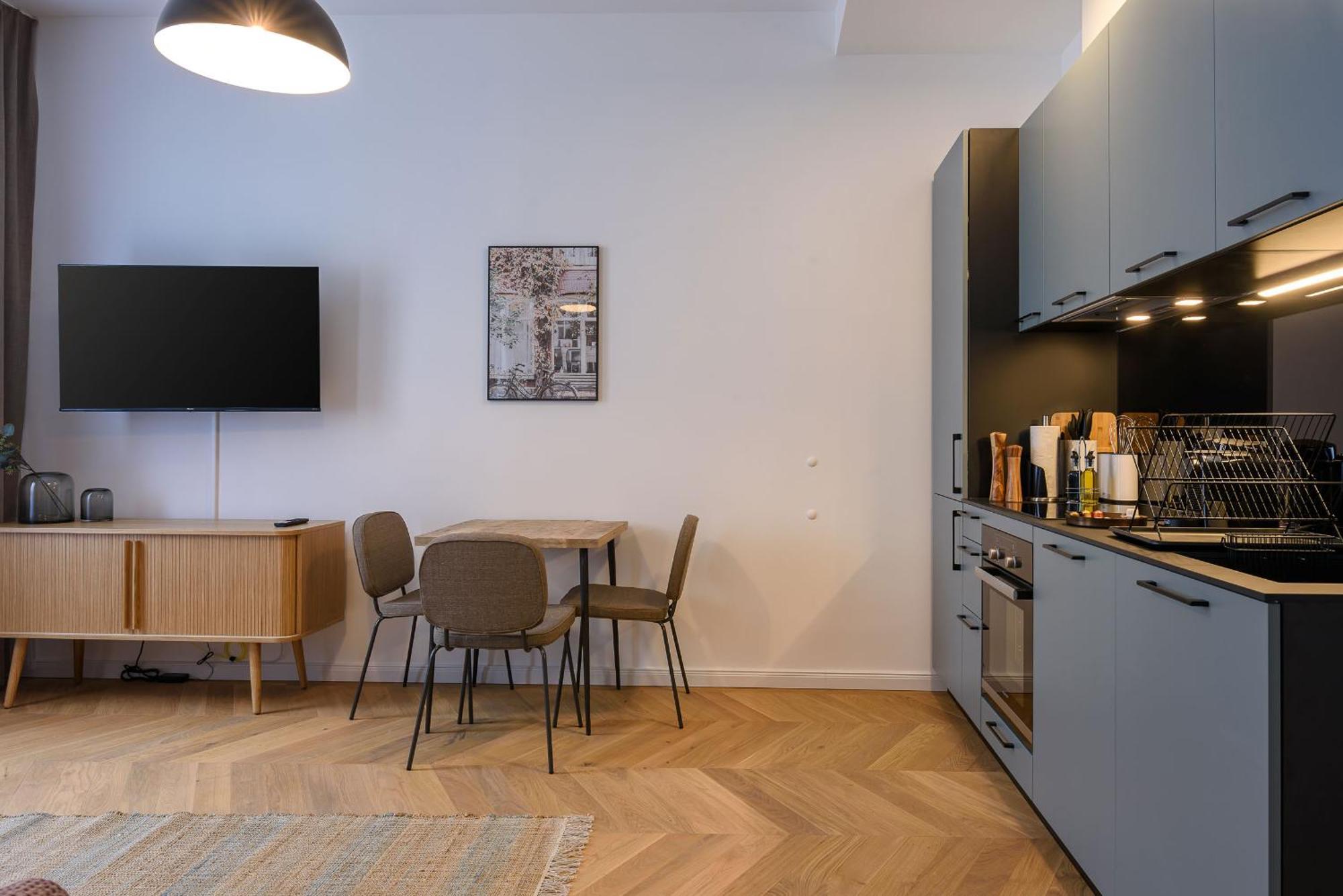 Limehome Vienna Karajangasse Номер фото